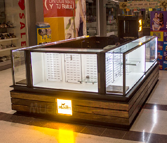 UrbanPets MueblesPublicitarios Isla Mall Espacio Urbano